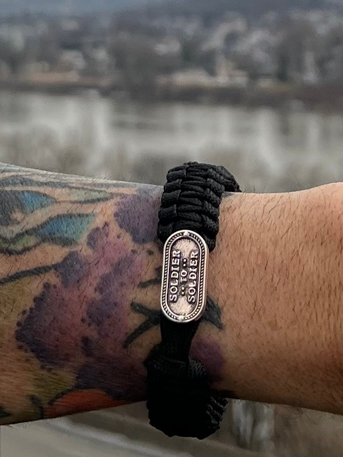 Soldier to Soldier Paracord Bracelet – Tactical Survival Bracelet with Button Loop Closure