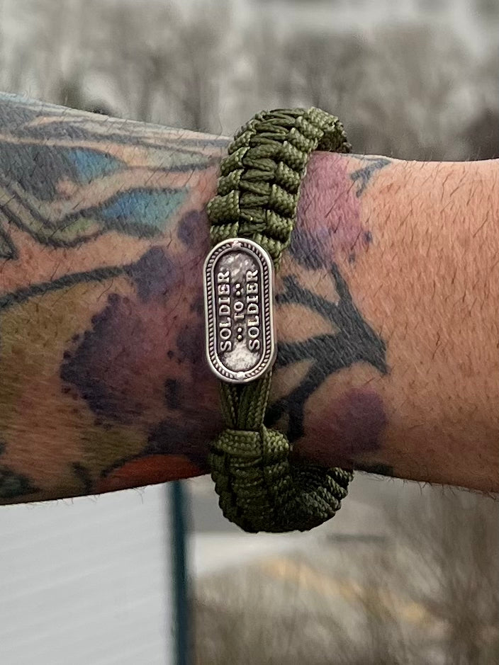 Soldier to Soldier Paracord Bracelet – Tactical Survival Bracelet with Button Loop Closure