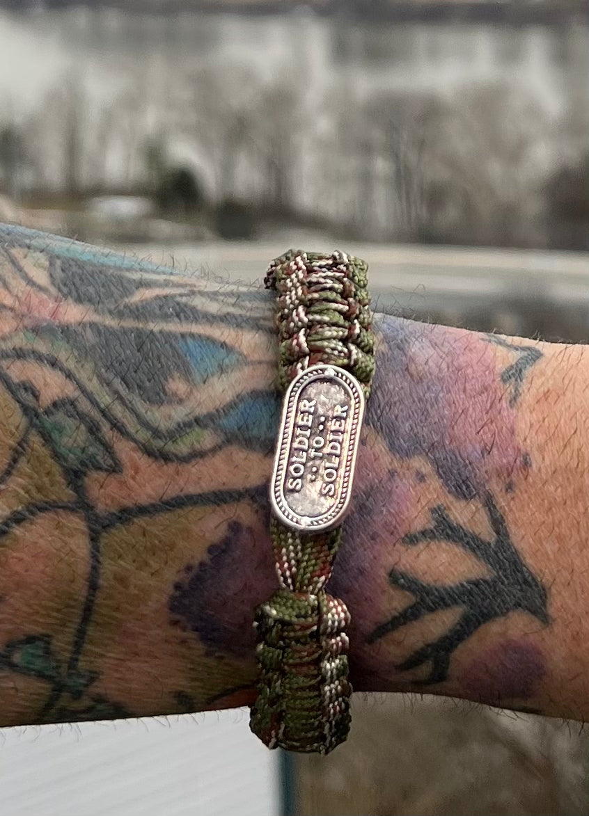 Soldier to Soldier Paracord Bracelet – Tactical Survival Bracelet with Button Loop Closure