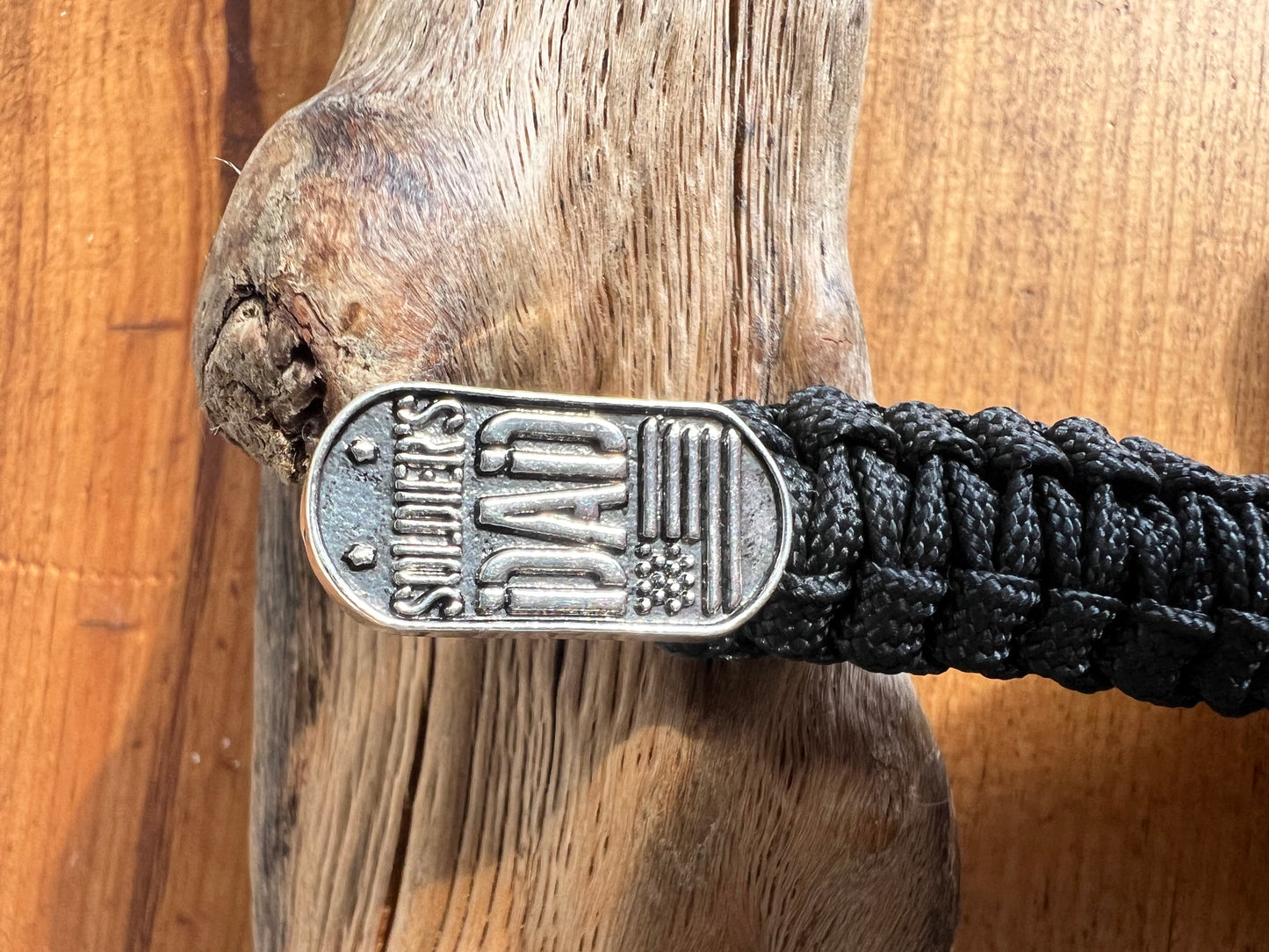 Soldier's Parents Dad Mom Paracord Bracelet – Tactical Survival Bracelet with Button Loop Closure