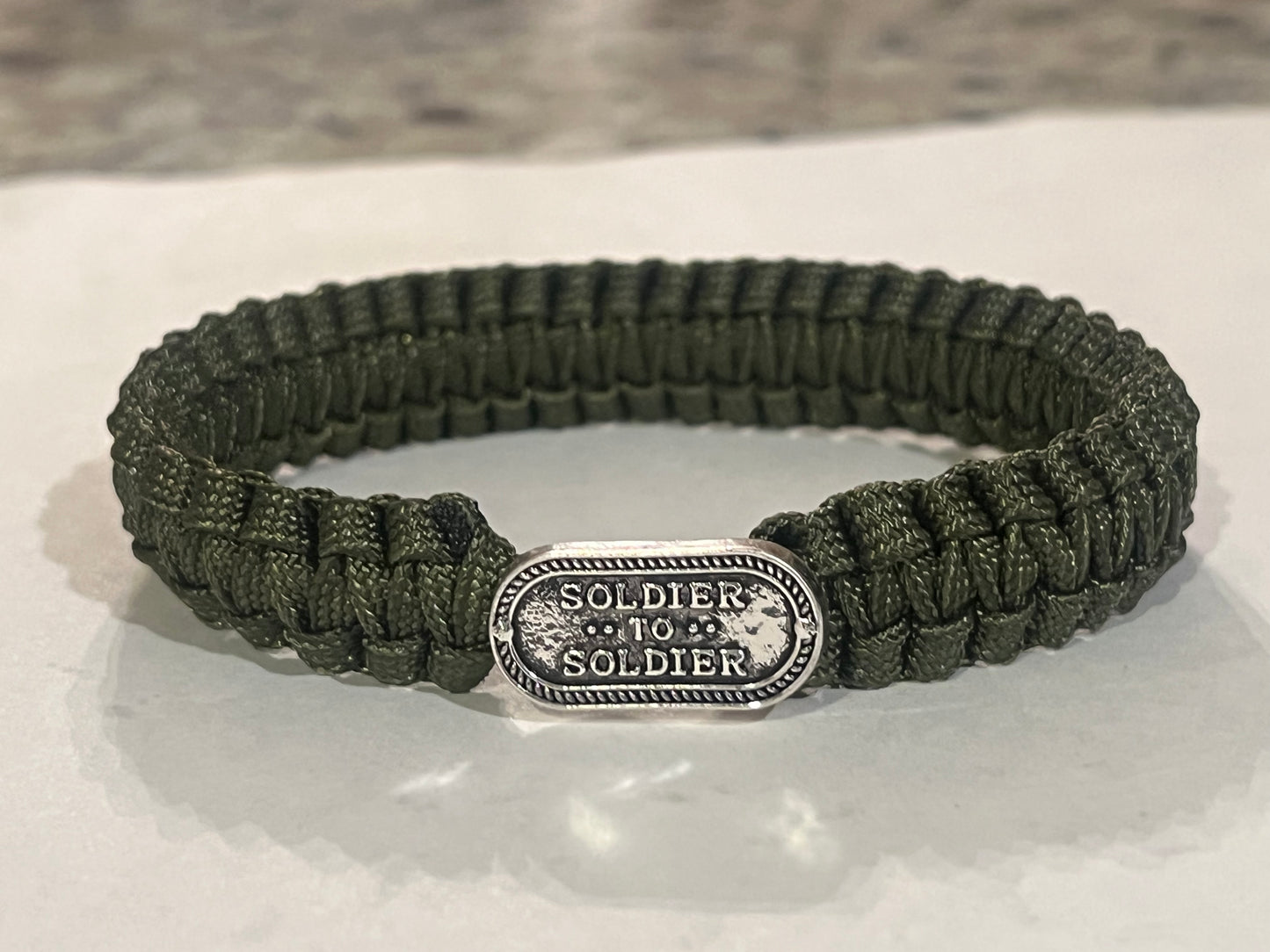 Soldier to Soldier Paracord Bracelet – Tactical Survival Bracelet with Button Loop Closure